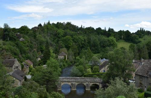 Moulins-le-Carbonnel House | Gite du Pont Saint-Céneri-Le-Gérei dans les Alpes Mancelles