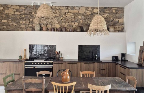 Saint-Sulpice-d'Excideuil House | Gîte La grange is a converted barn with all modern comforts.