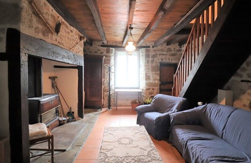 Glenat Cottage | Gite Glénat, 2 bedrooms, 4 persons