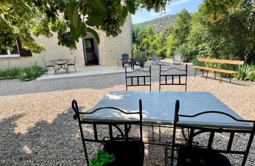 Greoux-les-Bains Apartment | Gite Harmonie