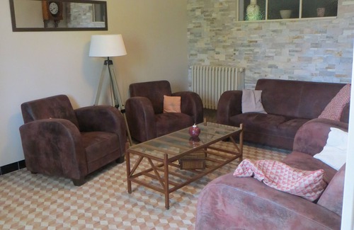 Sainte-Cecile-les-Vignes Other | gite la berthine provençale farm located in a wine village