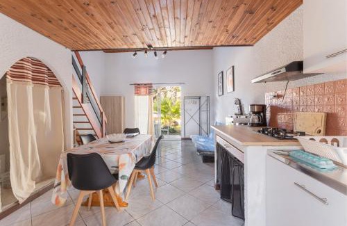 Roquefort-des-Corbieres House | Gite la Capelle 4 personnes 880