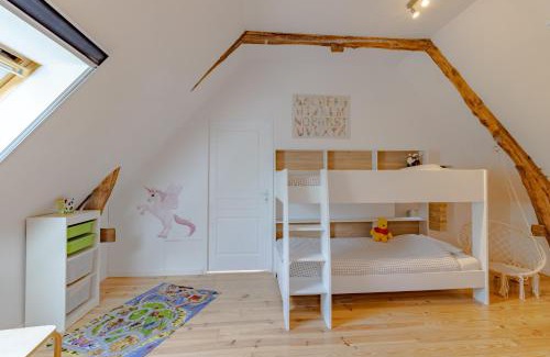Jayac House | Gite La Mauratie -4 bedroom House