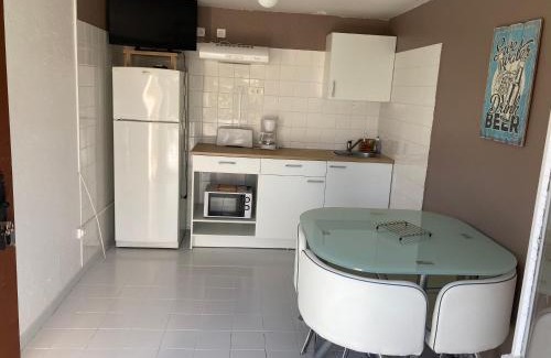 Vias Apartment | gite la source haut