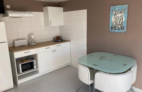 Vias Apartment | gite la source haut