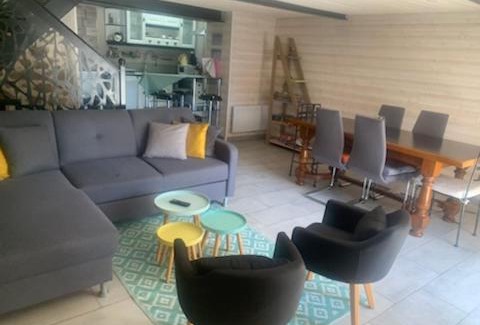 Cugand House | Gite le port sur mer