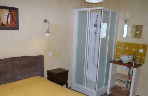 Les Moitiers-d'Allonne Cottage | Gite Les Moitiers-d'Allonne, 3 bedrooms, 6 persons