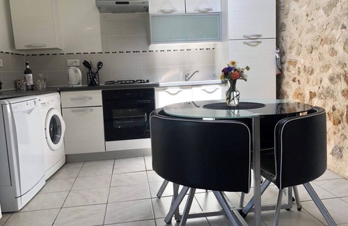 Courgeac House | Gite Magic Couples only one level spacious Gite