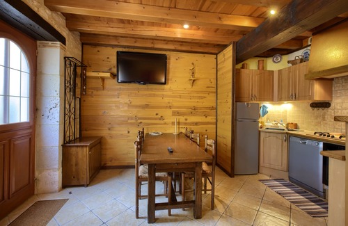 Pessac-sur-Dordogne House | Gite rural de Guillemat. In the heart of the Bordeaux vineyards.