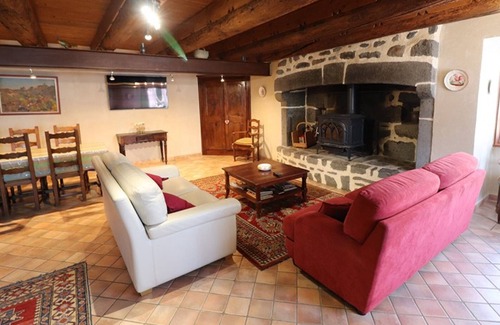 Valuejols Cottage | Gite Valuéjols, 3 bedrooms, 6 persons