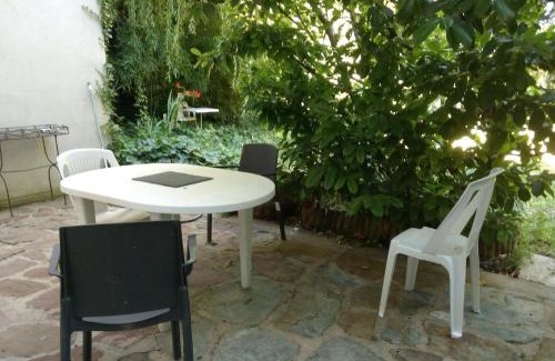Laurens Apartment | GITE VOLUBILIS BLEU