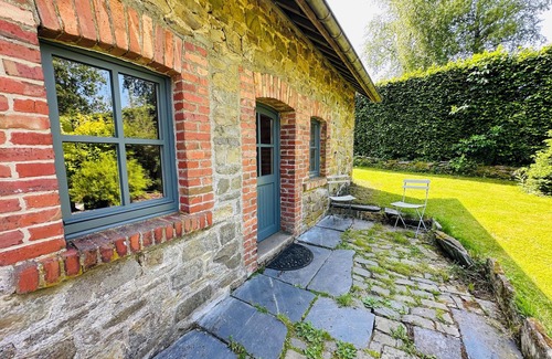Waimes House | Gite with swimming pool, sauna & climbing wall