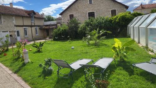 Auxerre Apartment | Gitedelatournelleauxerre