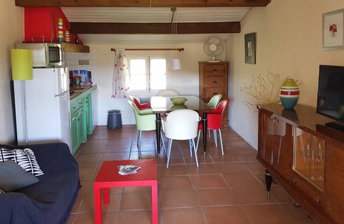 Salernes Cottage | Gites de la colline de Sollies: FAMILY