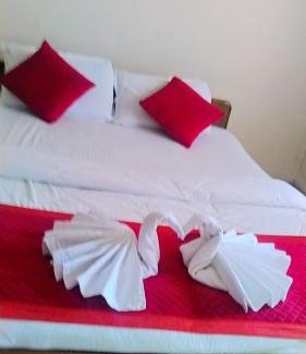 Srikalahasti Hotel | GK Saravana Bhavan