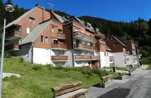 La Ferriere Apartment | Glacier Residence - Studio for 3 People