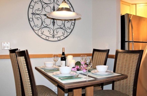 Canmore Condo | GLACIER WINDS - MOUNTAIN VIEWS - GYM & SECURE PARKING