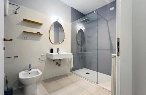 Perugia Apartment | Glamorous flat with Jacuzzi, king size bed and small balcony