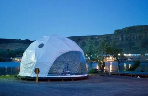 Coulee City House | Glamping Dome at Blue Lake in Coulee City (Site 37)