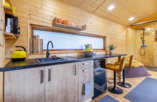 Holany Other | Glamping - Maringotka u Tobíka