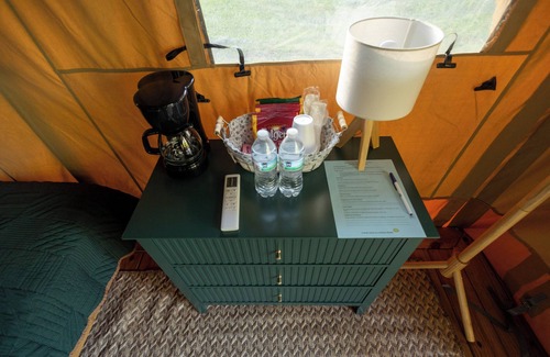 Onalaska RV Rental | Glamping Retreat at Lake Livingston