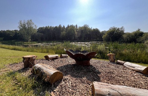Holt Cabin | Glamping Shepherds Hut in Holt Hollow, Rural North Norfolk, Dog Friendly