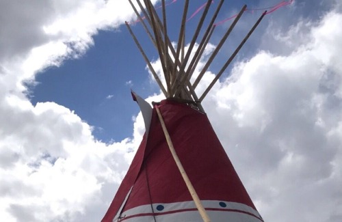 Kremmling Cabin | Glamping Tipi + Cabin/Bunkhouse - dog friendly - no Pot