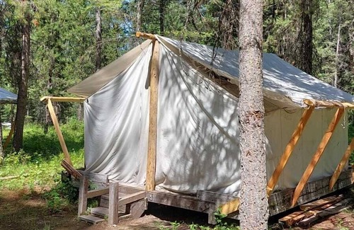 Olney RV Rental | Glamping Wall Tent 5 / Unfurnished