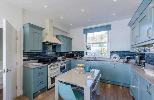 Aberdovey Cottage | Glan Y Mor - UK33358