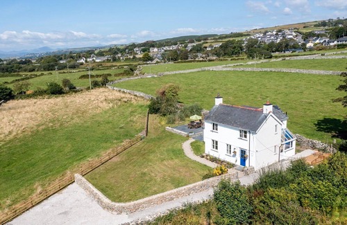 Dyffryn Ardudwy Cottage | Glanaber | Beautiful Seaside Holiday Cottage In Dyffryn Ardudwy Near Barmouth