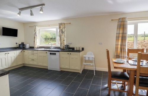 St Harmon Cottage | Glanyrafon Bungalow
