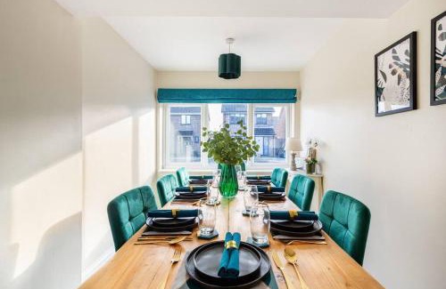 Chester House | Glara's Boutique