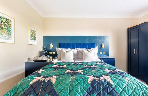 Chester House | Glara's Boutique