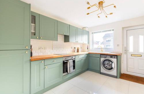 Chester House | Glara's Boutique