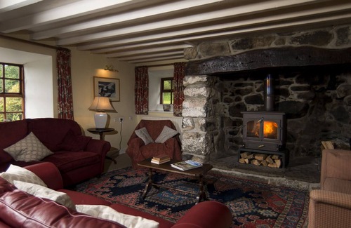 Rhyd-y-clafdy Cottage | GLASFRYN FAWR, pet friendly, character holiday cottage in Pwllheli