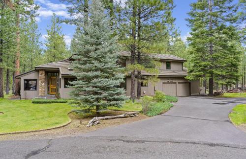 Black Butte Ranch House | Glaze Meadow 376 home