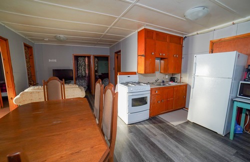 North Bay Hotel | Glen Garry Motel and Cottages