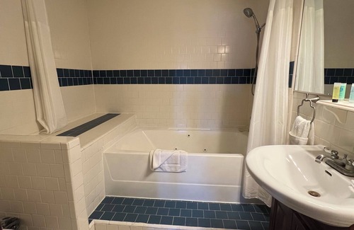 Santa Paula Hotel | Glen Tavern Inn