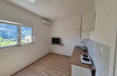 Mostar Apartment | Glendale Apartment