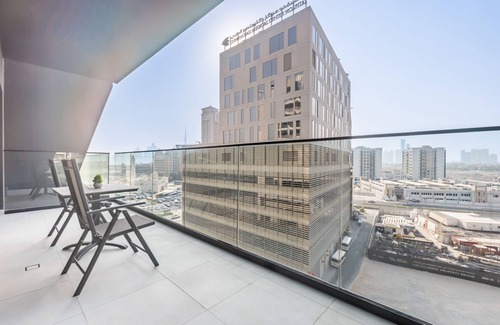 Jadaf Apartment | Glimpse of Burj Khalifa 1BR, Near Zabeel Stadium, Minutes Drive to Dubai Frame