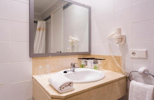 Sa Torre del Ram Hotel | Globales Cala'n Blanes