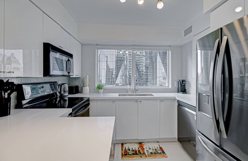 Downtown Toronto Condo | GLOBALSTAY. 2 Bedroom Apartment, Balcony