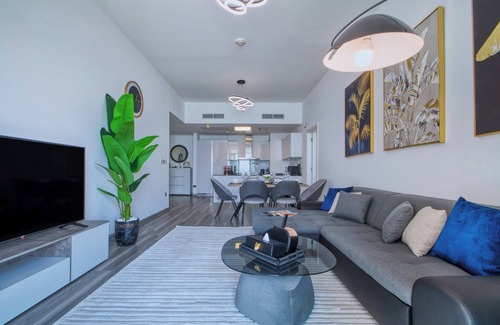 Palm Jumeirah Apartment | GLOBALSTAY. Azizi Royal Bay Apartments