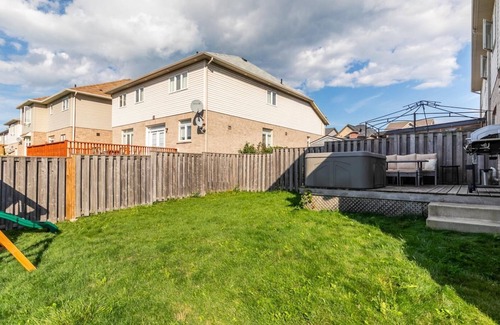 Stoney Creek Villa | GLOBALSTAY Unique 3BR 2.5BA Townhome.HOT TUB, SAUNA,GYM,BBQ