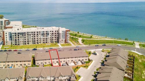 Stoney Creek House | GLOBALSTAY Waterfront 20Ppl 5 Bedroom Townhouse Hot tub Sauna