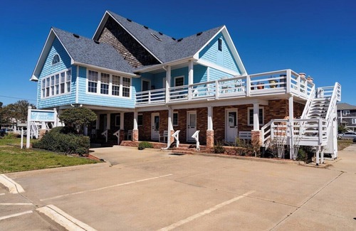 Buxton Condo | Gloria - Offshore Beach Club