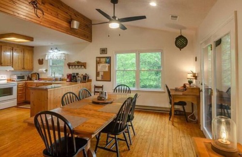 Franklin House | Glorious Mountain View! - Still's Hill