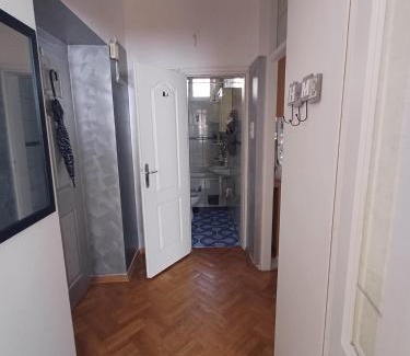 Vukov Spomenik Apartment | Glorry L