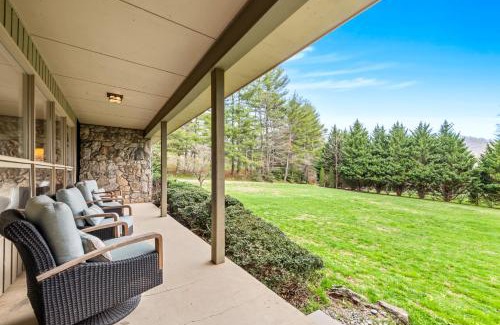 Black Mountain House | Gloryland