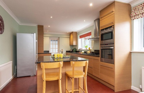 Dorchester Apartment | Glyde House is a large property which is secluded and unique